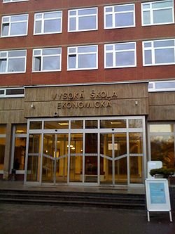 Fakulta financí a účetnictví