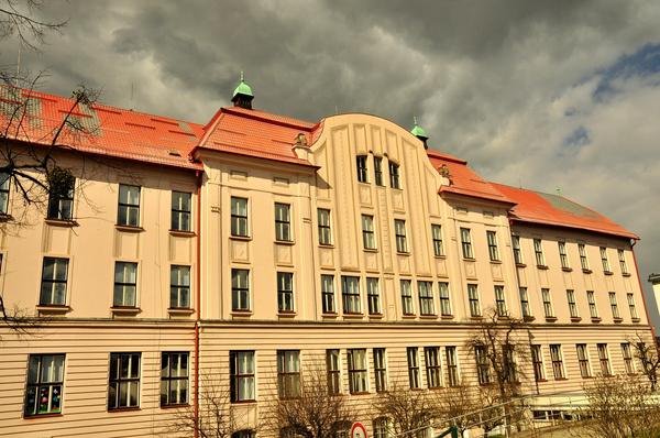 Mateřská škola, základní škola a střední škola pro sluchově postižené, Valašské Meziříčí, Vsetínská 454