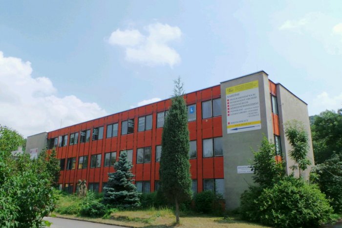 Soukromá střední odborná škola a Soukromé střední odborné učiliště BEAN, s. r. o.