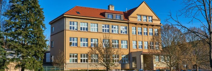 Střední průmyslová škola, Klatovy, nábřeží Kpt. Nálepky 362