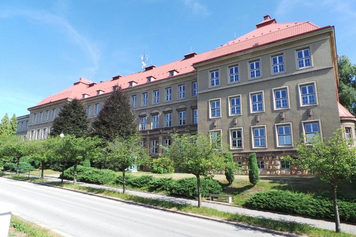 Gymnázium a Střední odborná škola pedagogická, Nová Paka, Kumburská 740