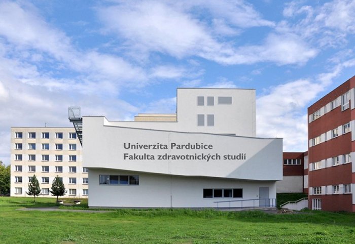 Fakulta zdravotnických studií