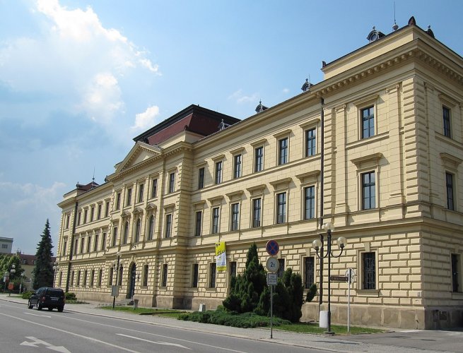 Střední uměleckoprůmyslová škola Uherské Hradiště