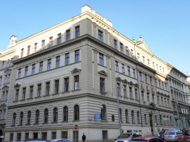 Českoslovanská akademie obchodní, střední odborná škola, Praha 2, Resslova 5